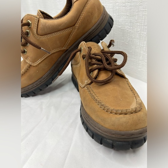 HUSH PUPPIES BROWN LEATHER LACE UP CASUAL SHOE - Picture 2 of 5